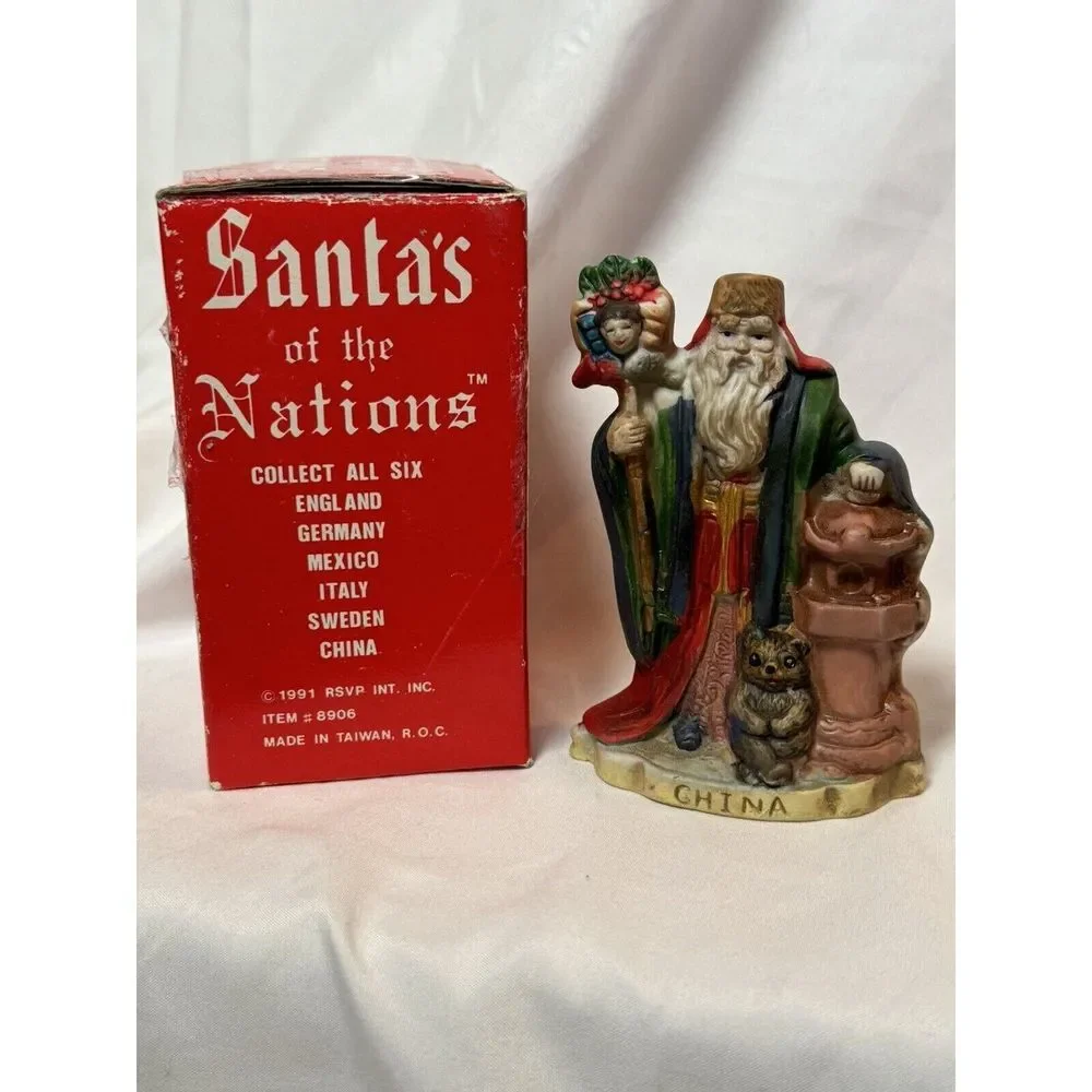 Santa's of the NATIONS -‎ CHINA -Hand Painted Porcelain SANTA CLAUS Figurine 4½